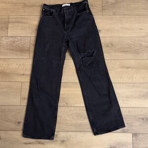 Abercrombie & Fitch Black 90s Relaxed High Rise Jeans with Distressed Knee